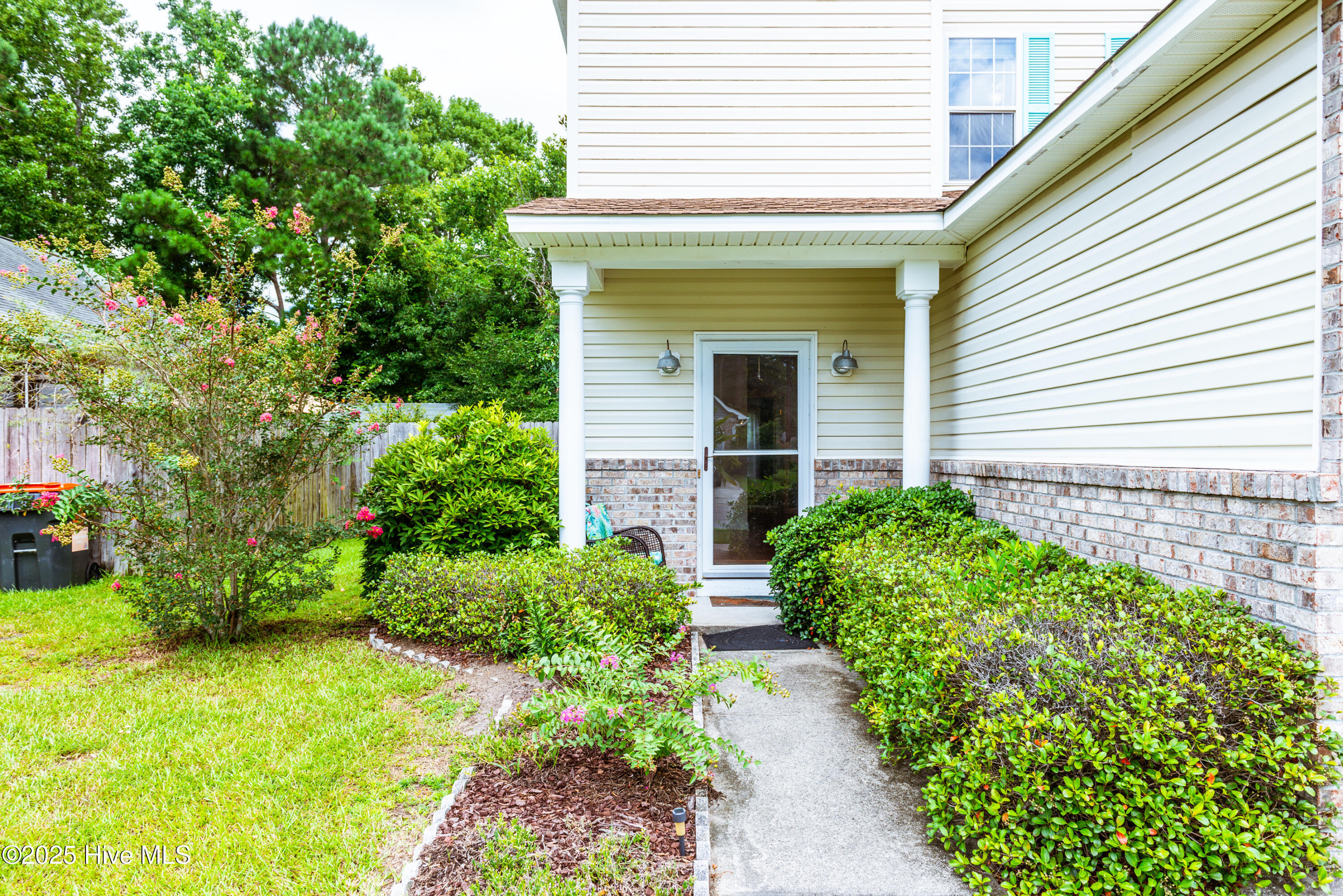 142 Raye Drive Wilmington, NC 28412 - Photo 3 of 28 005