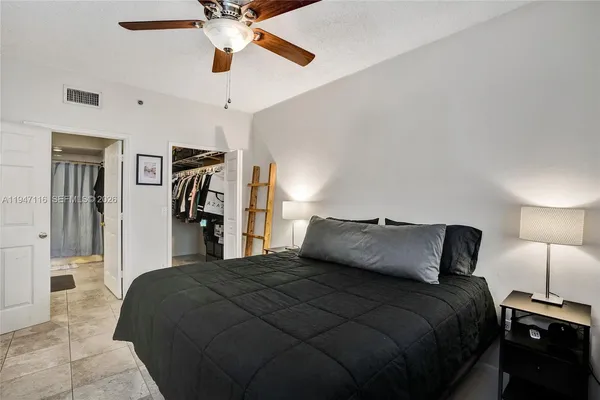 $3,000 | 3155 Northeast 184th Street, Unit 8103, Aventura, FL 33160