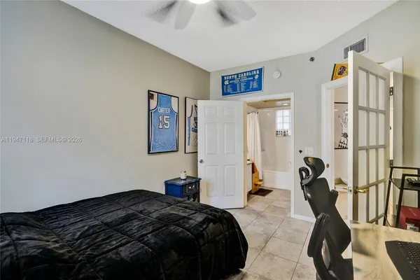 $3,000 | 3155 Northeast 184th Street, Unit 8103, Aventura, FL 33160