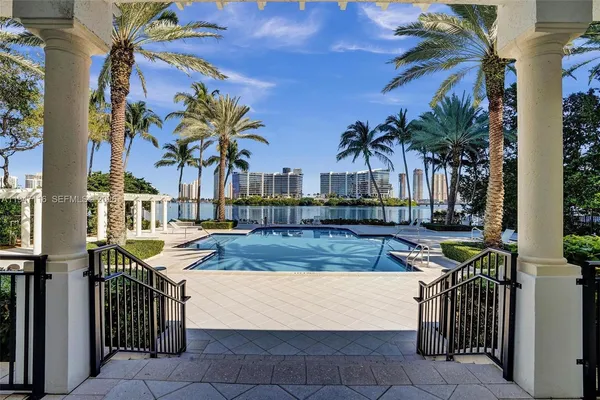 $3,000 | 3155 Northeast 184th Street, Unit 8103, Aventura, FL 33160