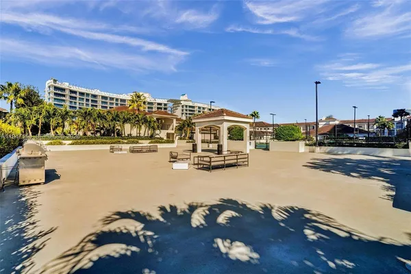 $3,000 | 3155 Northeast 184th Street, Unit 8103, Aventura, FL 33160