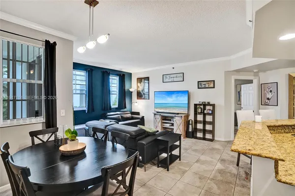 $3,000 | 3155 Northeast 184th Street, Unit 8103, Aventura, FL 33160