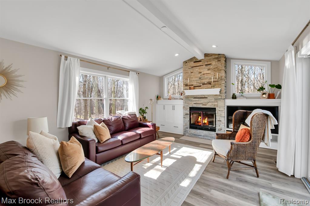 2103 North Fairview Lane Rochester Hills, MI 48306 - Photo 14 of 45