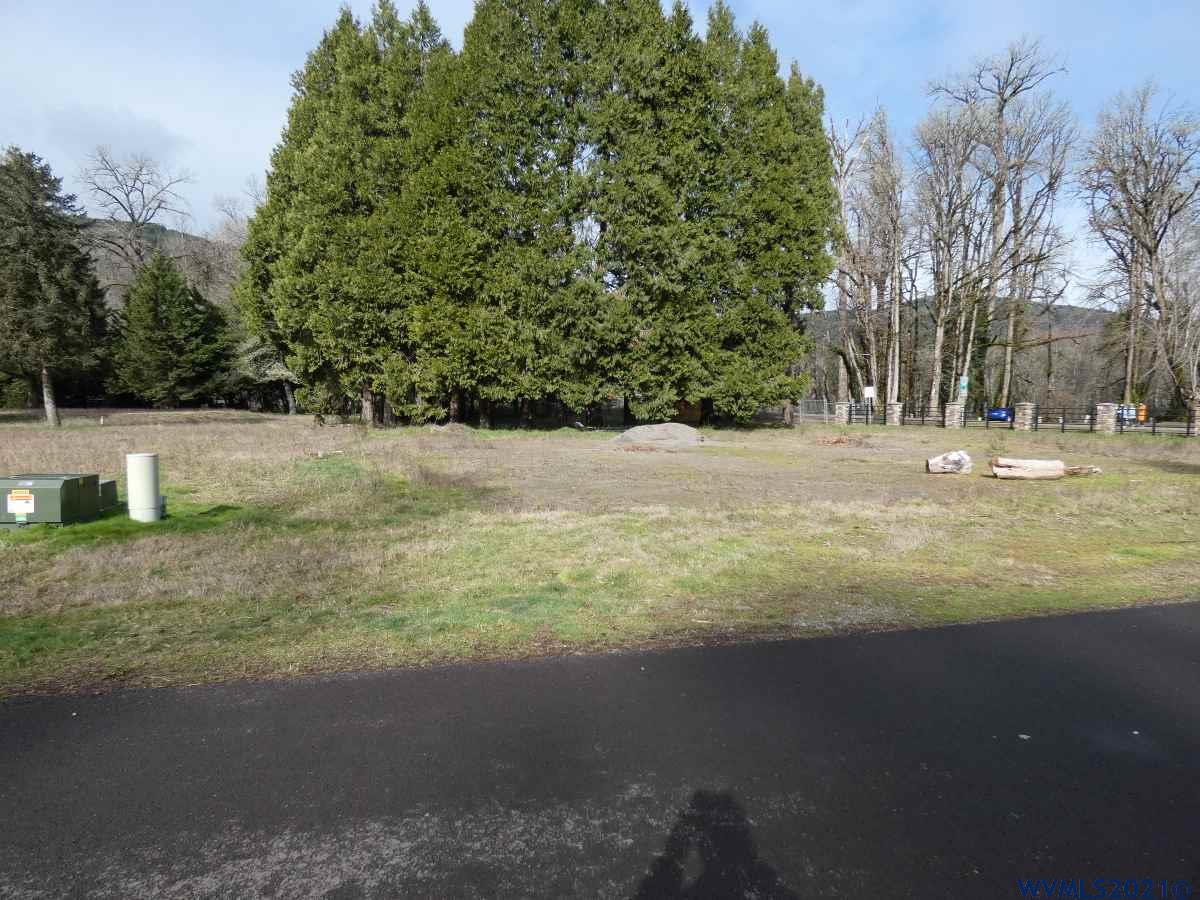 15 Omlid Drive Springfield, OR 97478 - Photo 4 of 11