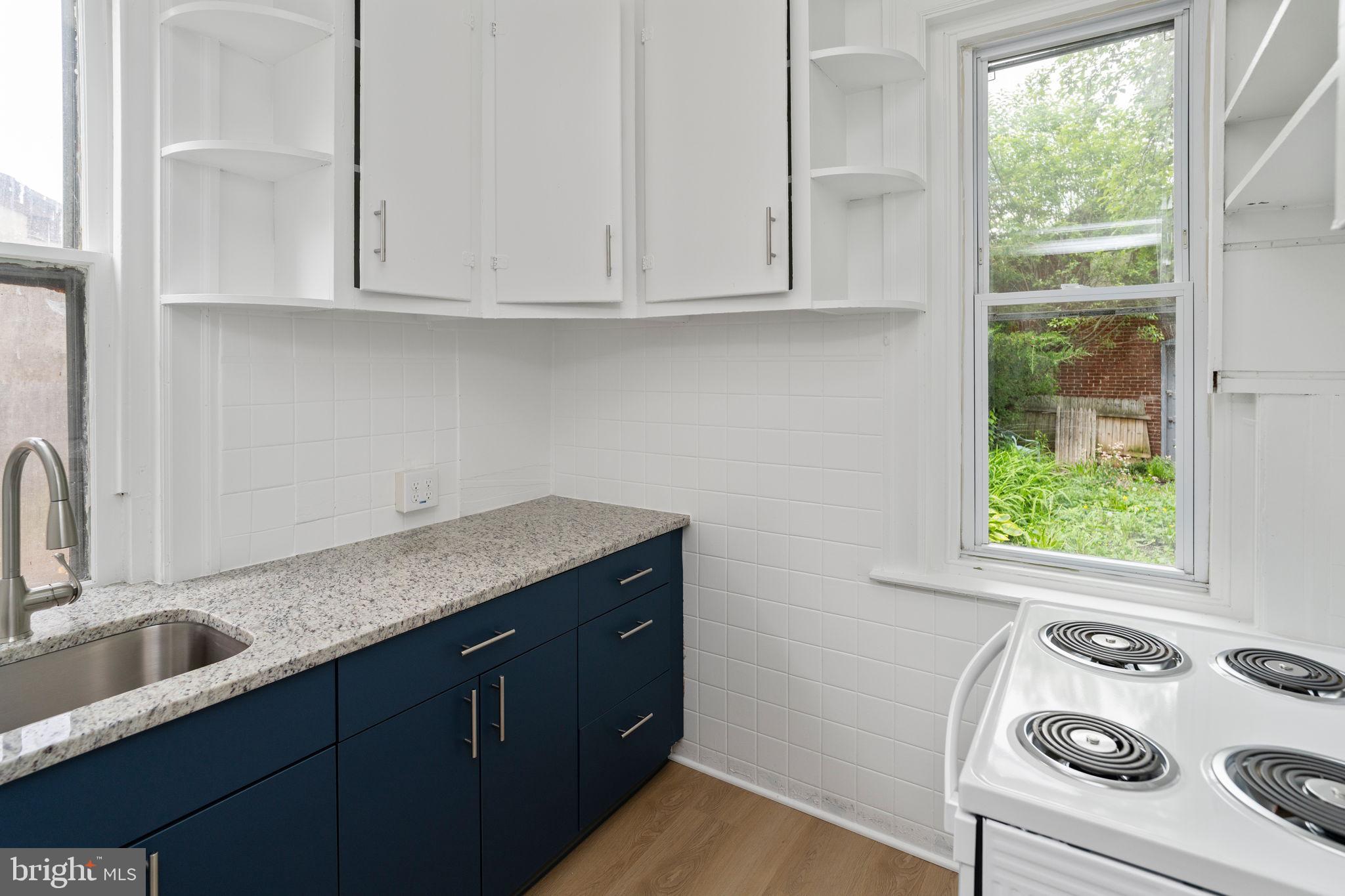 243 Chestnut Street Pottstown, PA 19464 - Photo 2 of 10