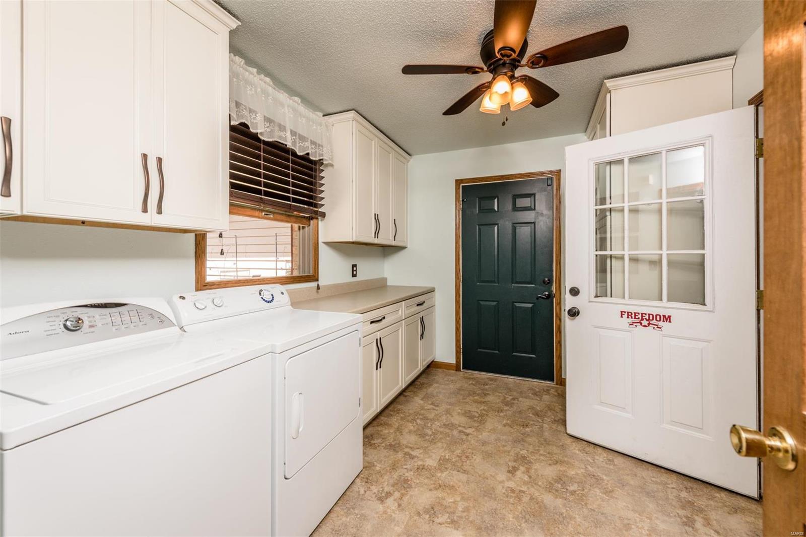 1339 Springvalley Road Troy, IL 62294 - Photo 27 of 72