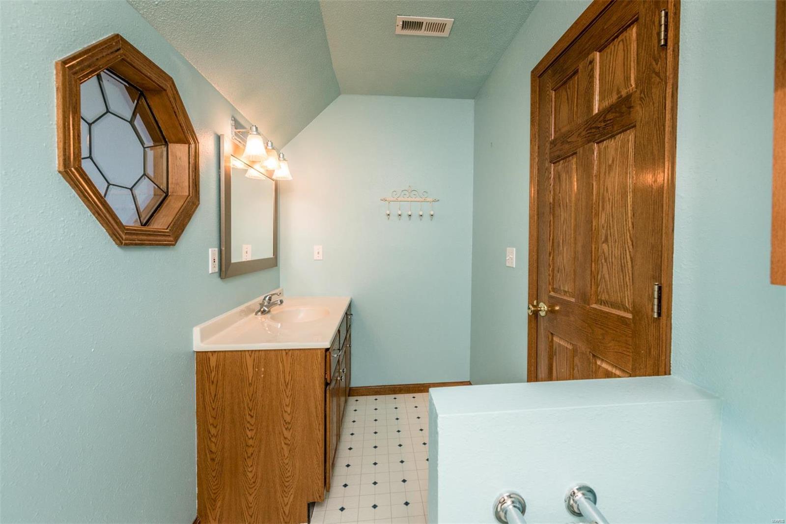1339 Springvalley Road Troy, IL 62294 - Photo 33 of 72