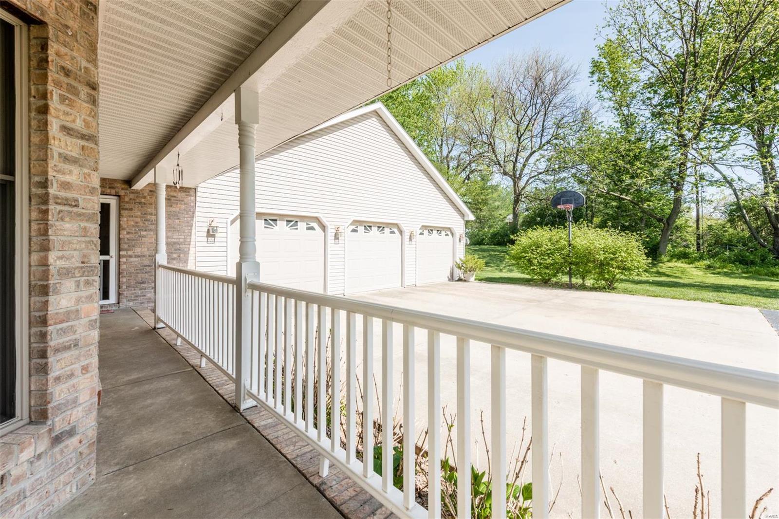 1339 Springvalley Road Troy, IL 62294 - Photo 52 of 72