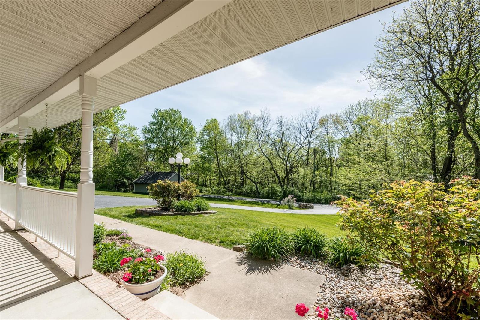 1339 Springvalley Road Troy, IL 62294 - Photo 53 of 72