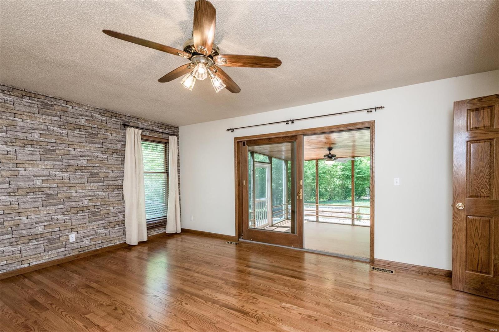 1339 Springvalley Road Troy, IL 62294 - Photo 9 of 72