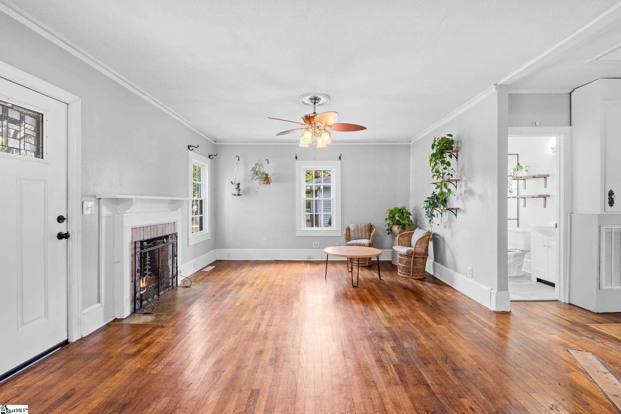 106 Morrow Street Greer, SC 29650 - Photo 7 of 28