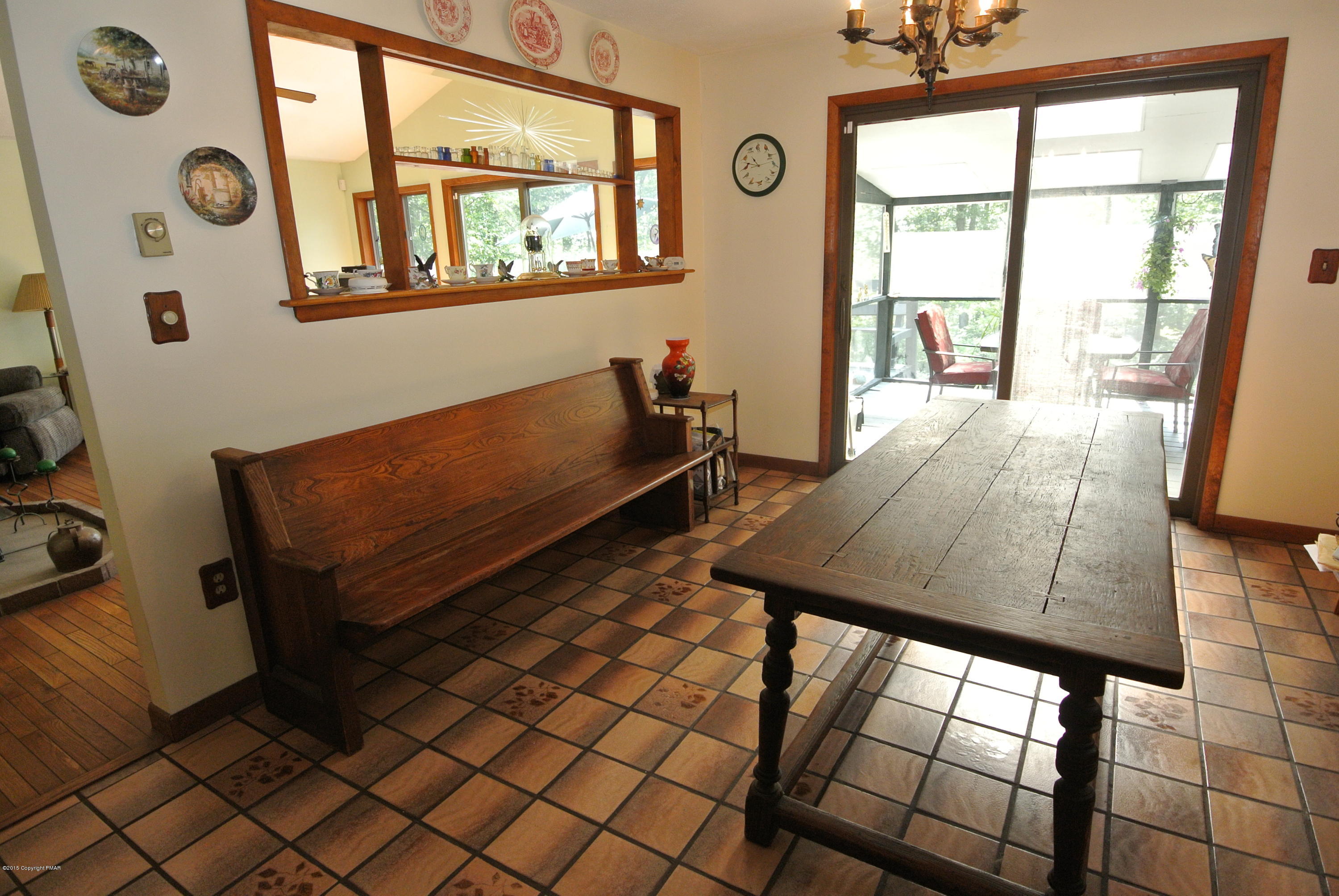 290 Clarks Road Cresco, PA 18326 - Photo 22 of 46 Dining area in kitchen