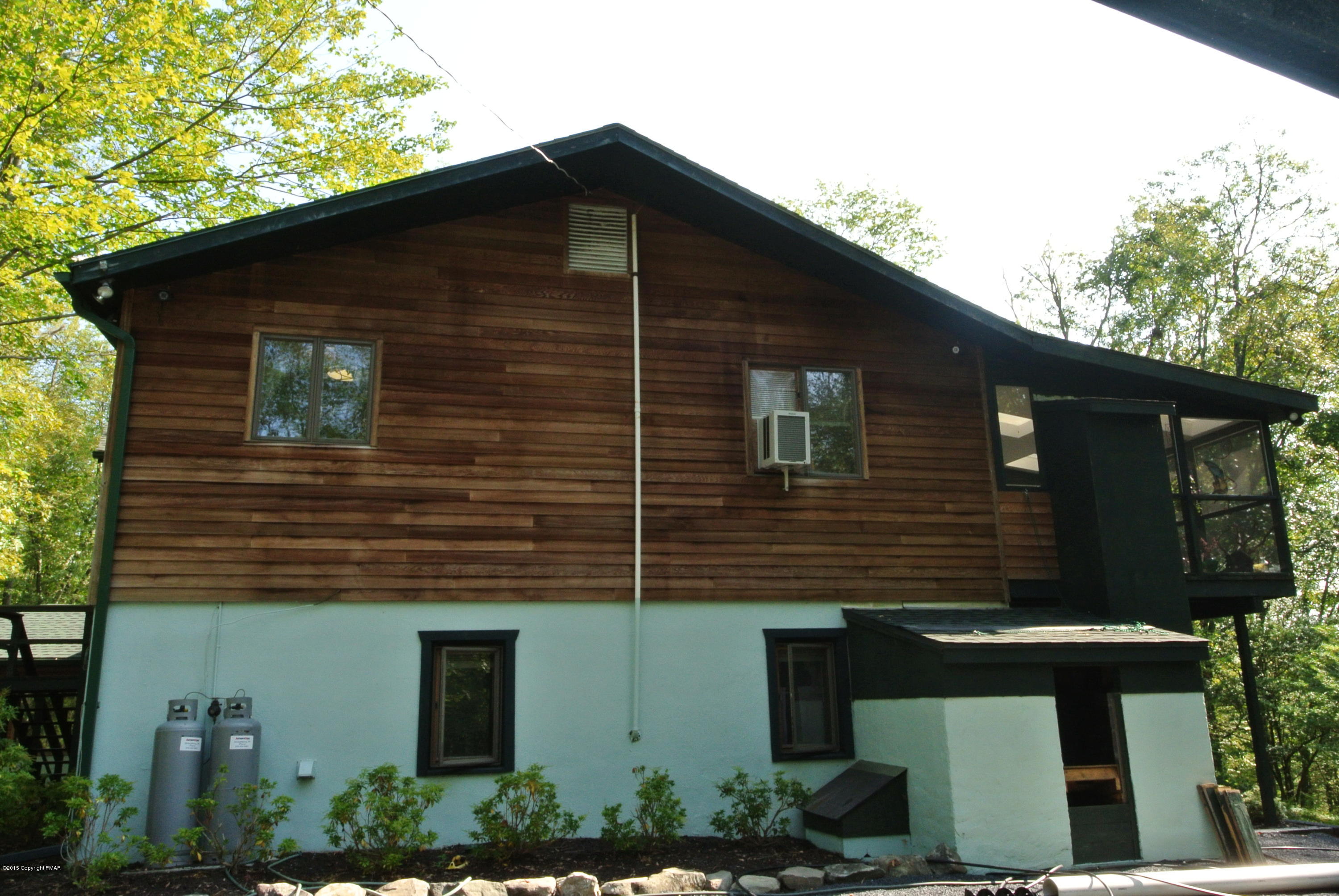 290 Clarks Road Cresco, PA 18326 - Photo 10 of 46 Side of home