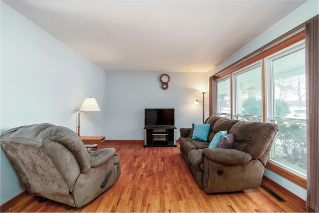 $250,000 | 12293 Beadle Lake Road, Battle Creek, MI 49014