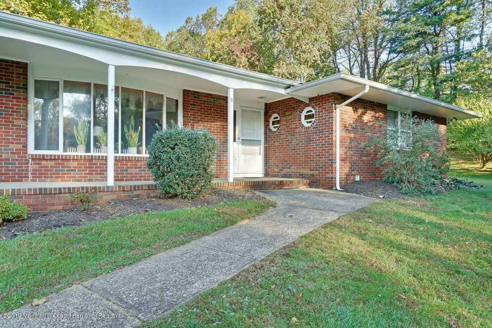8 Stoecker Road Holmdel, NJ 07733 - Photo 2 of 35 007_dsc00091-dsc00095