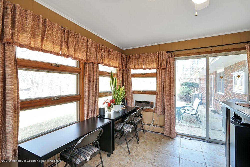 8 Stoecker Road Holmdel, NJ 07733 - Photo 22 of 35 033_dsc00096
