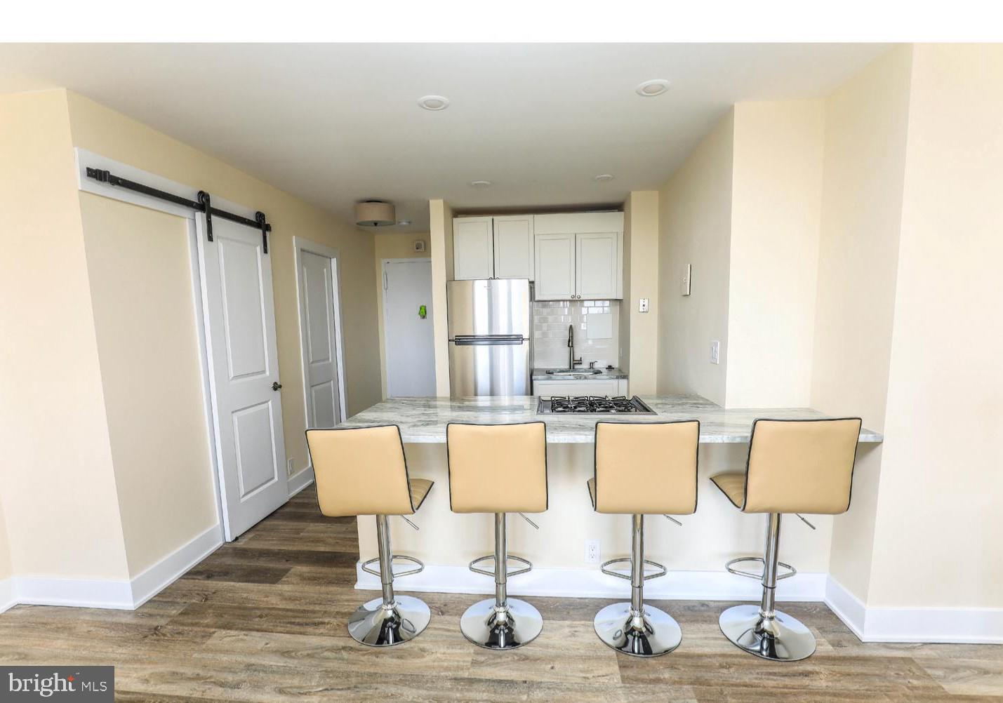 200 Locust Street, Unit 6EN Philadelphia, PA 19106 - Photo 11 of 15