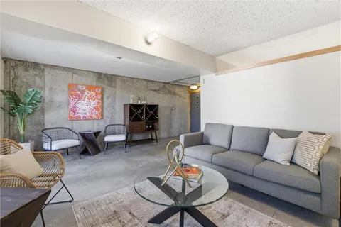 $1,500,000 | 1520 Jarboe Street, Kansas City, MO 64108