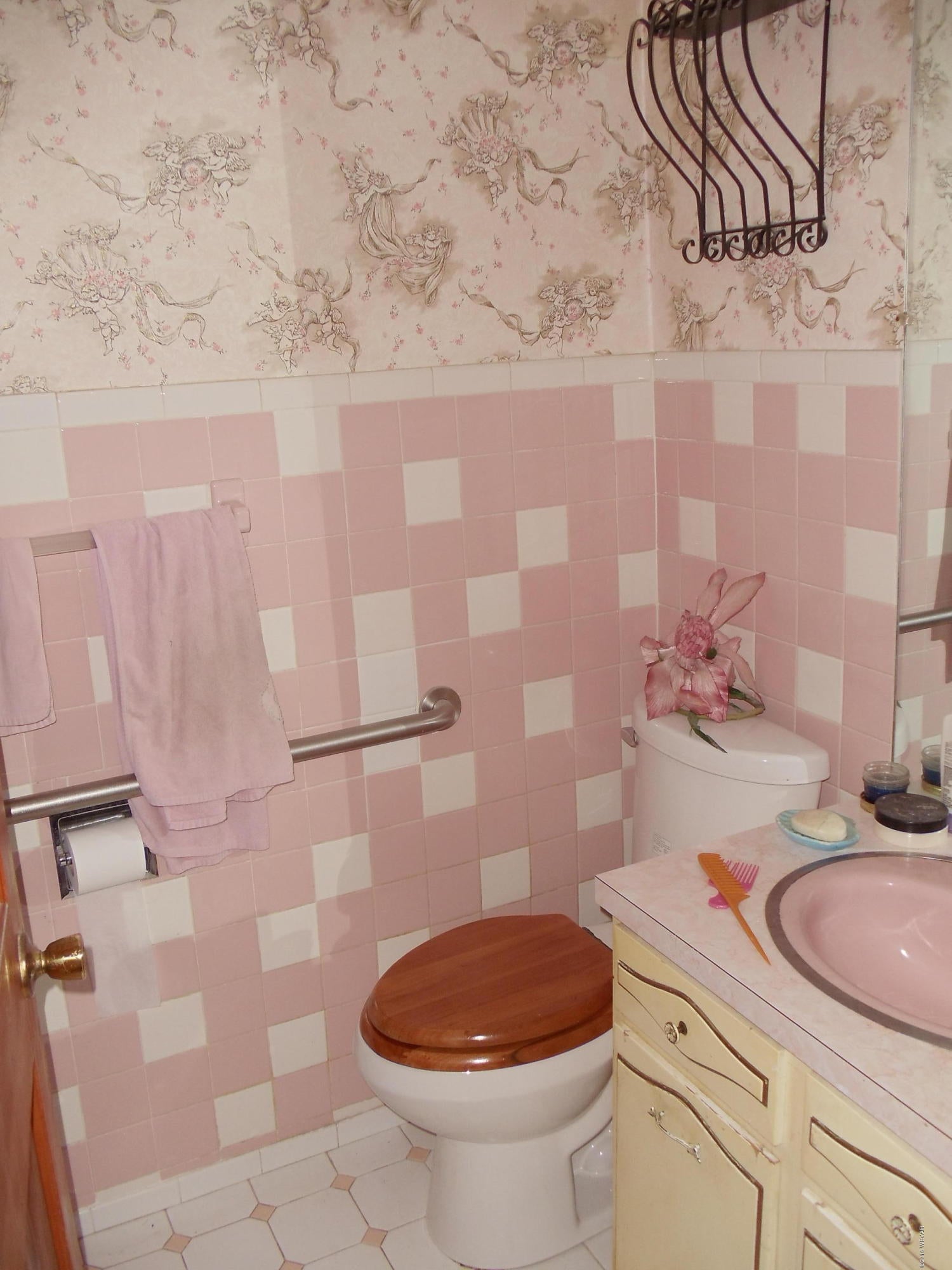 1113 Arthur Road Montoursville, PA 17754 - Photo 11 of 24 HALF BATH