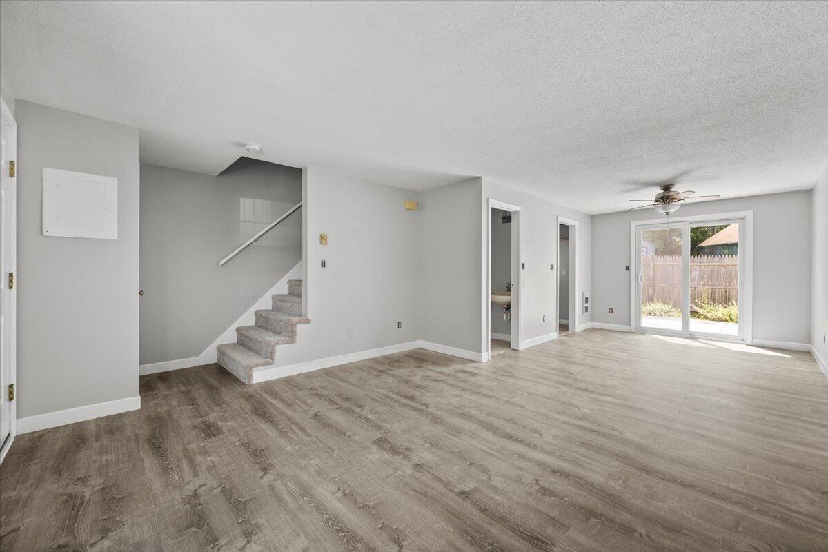 135 West Main St Unit 17