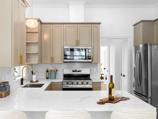 $6,500 | 5209 Evans Avenue, Unit A, Austin, TX 78751