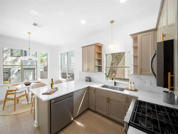 $6,500 | 5209 Evans Avenue, Unit A, Austin, TX 78751