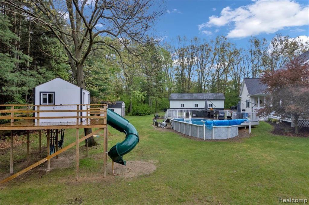 2227 Pheasant Ridge Lapeer, MI 48446 - Photo 10 of 55