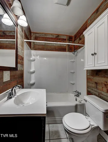 $184,900 | 805 East Maple Street, Johnson City, TN 37601