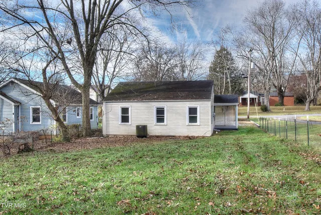 $184,900 | 805 East Maple Street, Johnson City, TN 37601