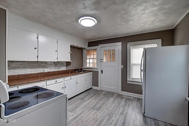 $184,900 | 805 East Maple Street, Johnson City, TN 37601