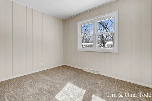 $335,000 | 568 Greenfield Street, Coopersville, MI 49404