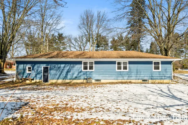 $335,000 | 568 Greenfield Street, Coopersville, MI 49404
