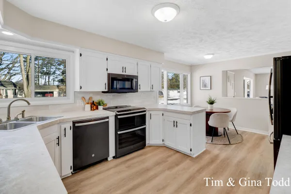 $335,000 | 568 Greenfield Street, Coopersville, MI 49404