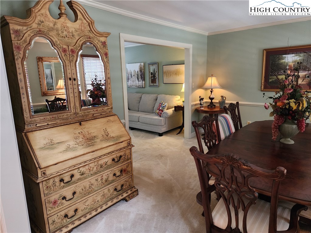 305 Old Farms Road Wilkesboro, NC 28697 - Photo 14 of 50