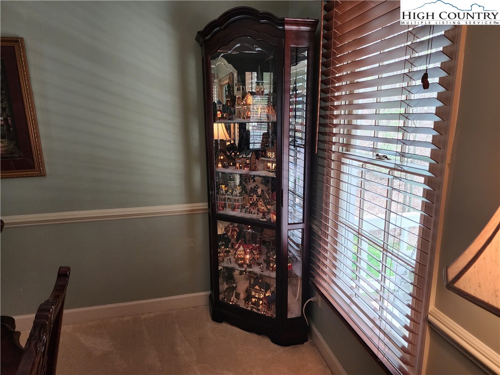 305 Old Farms Road Wilkesboro, NC 28697 - Photo 16 of 50