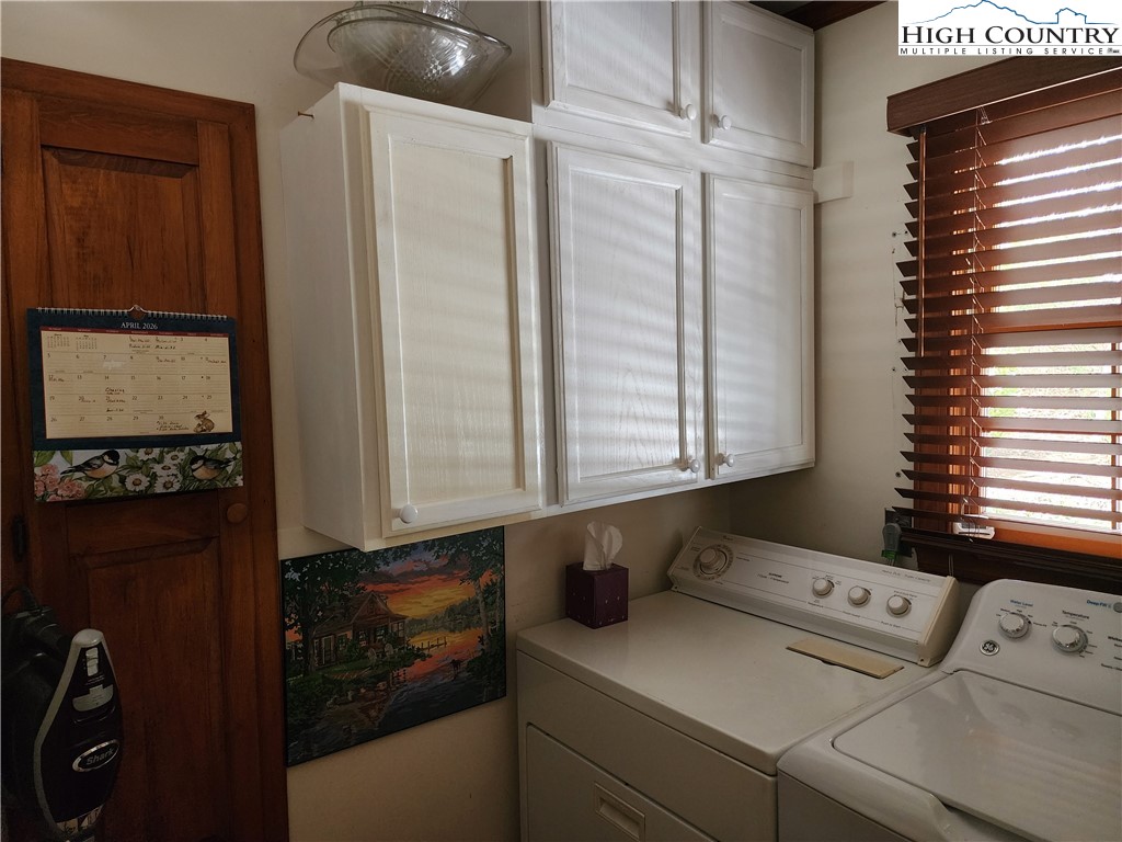 305 Old Farms Road Wilkesboro, NC 28697 - Photo 25 of 50