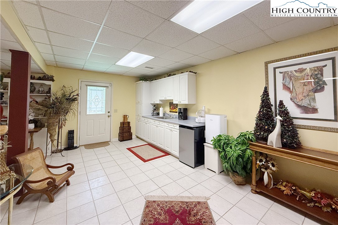 305 Old Farms Road Wilkesboro, NC 28697 - Photo 44 of 50