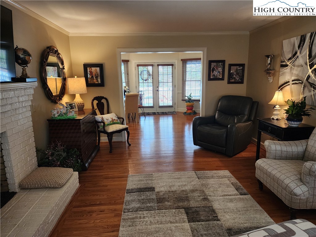 305 Old Farms Road Wilkesboro, NC 28697 - Photo 9 of 50