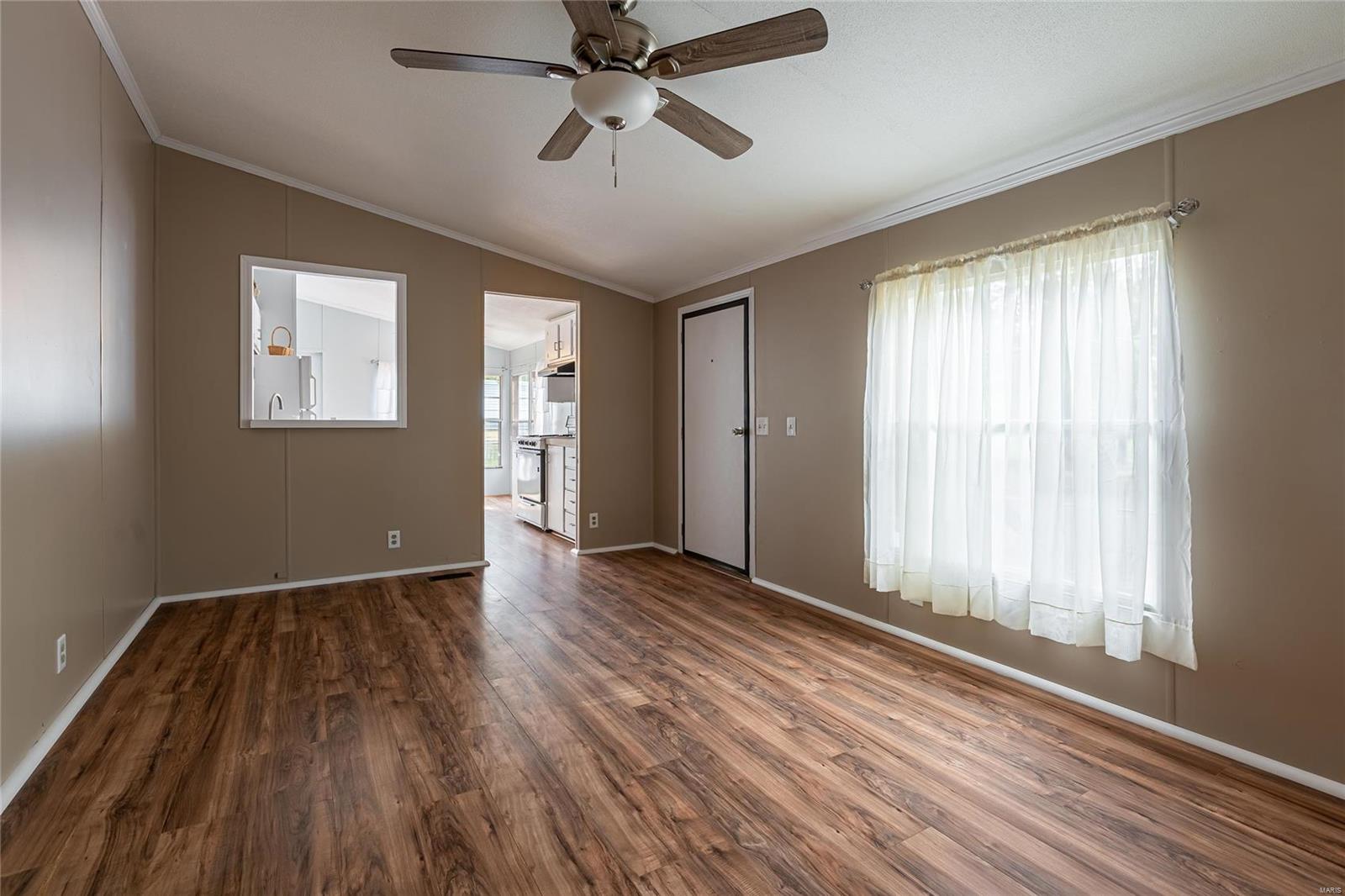 13352 Napolean Lane Marion, IL 62959 - Photo 14 of 28 Gallery Image 14
