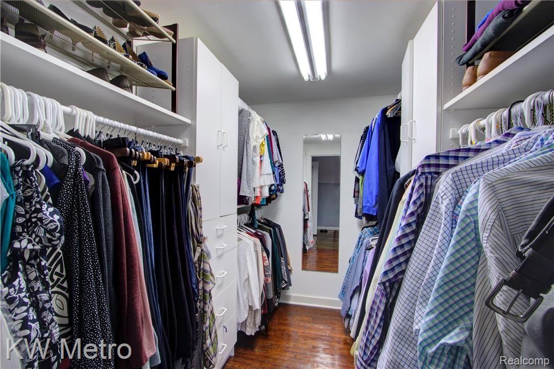 1800 Hampton Road Grosse Pointe, MI 48236 - Photo 10 of 35 1800 Hampton 23.jpg