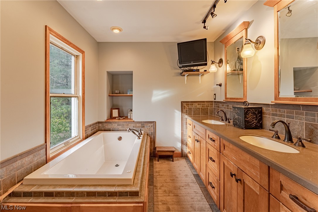 30 Old Farm Road Chagrin Falls, OH 44022 - Photo 24 of 35 Gallery Image 24