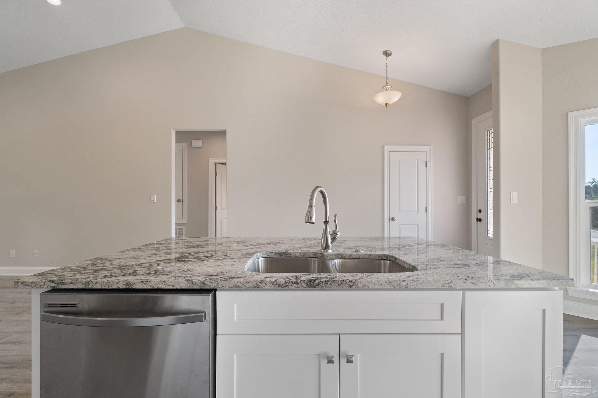 5596 Kailey Road Milton, FL 32583 - Photo 10 of 45 Gallery Image 10