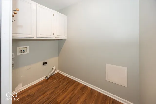 $279,900 | 1594 Stonewall Drive, Greenfield, IN 46140