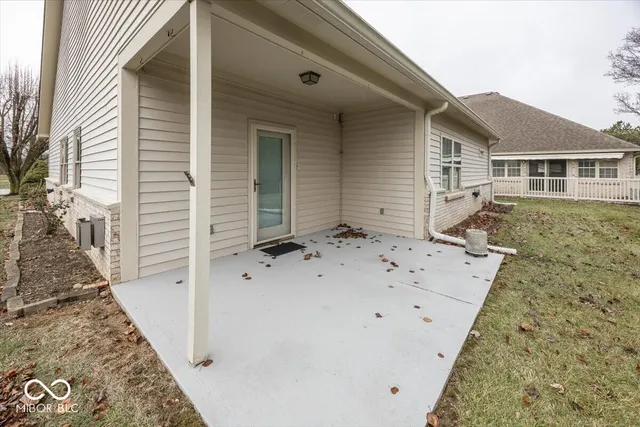 $279,900 | 1594 Stonewall Drive, Greenfield, IN 46140