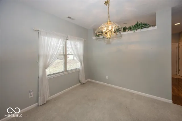 $279,900 | 1594 Stonewall Drive, Greenfield, IN 46140