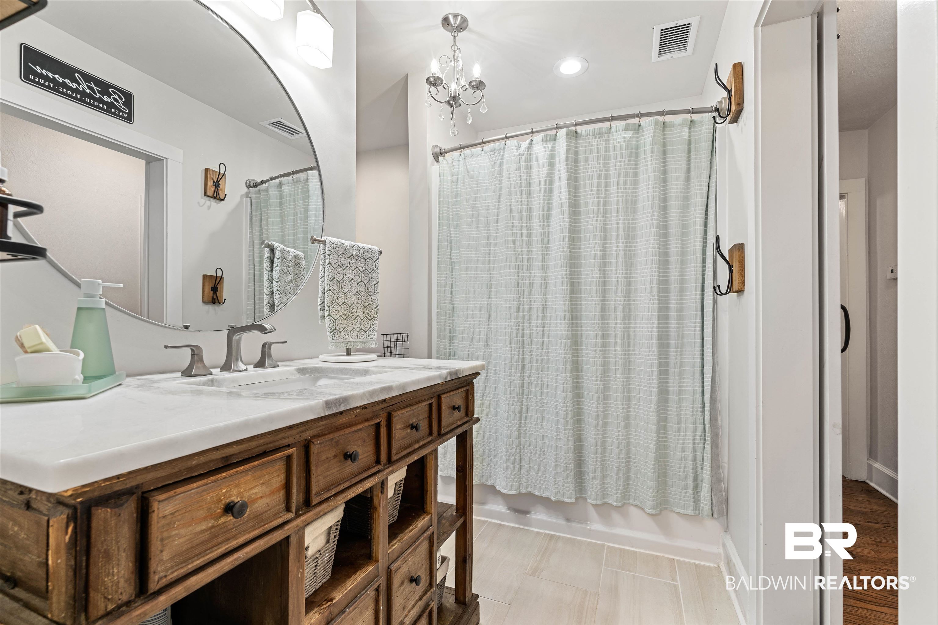 307 Gaines Avenue Mobile, AL 36609 - Photo 17 of 29