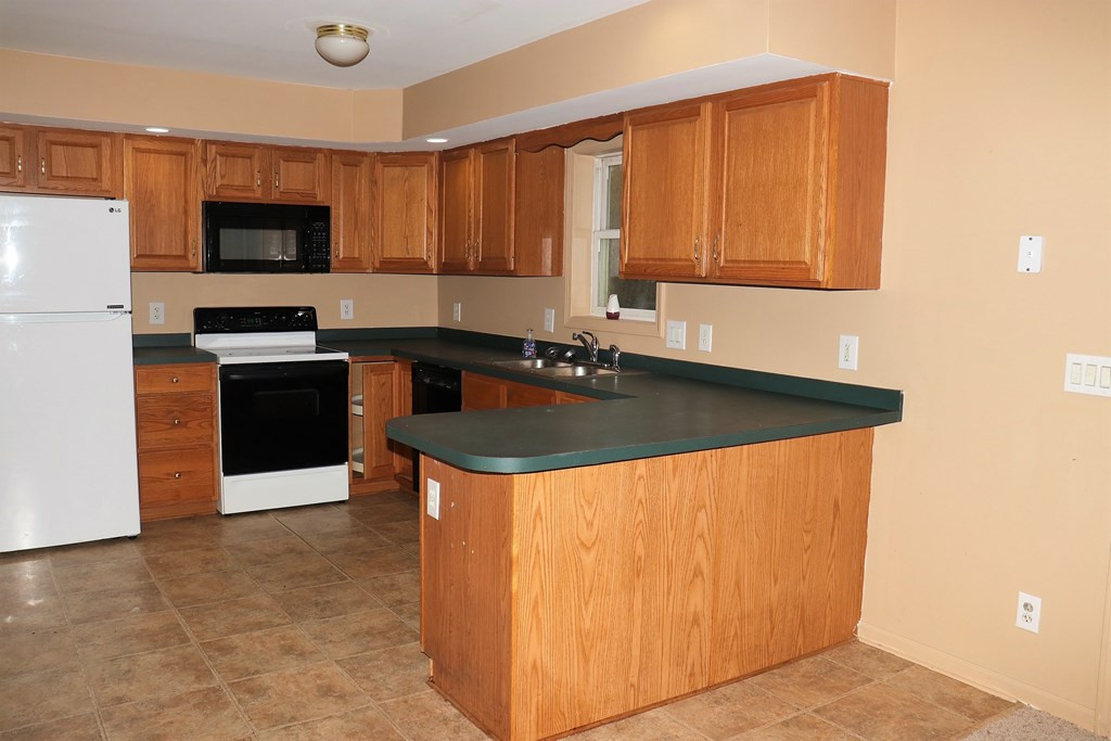 529 Telegraph Road Peru, NY 12972 - Photo 11 of 23