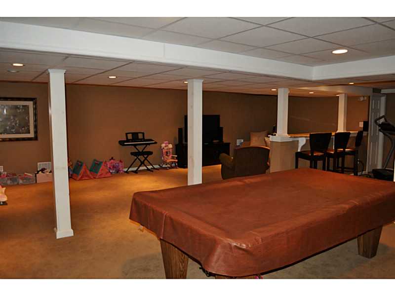 6 Wingate Road Lincoln, RI 02865 - Photo 17 of 17 Den/Family/Great Room.