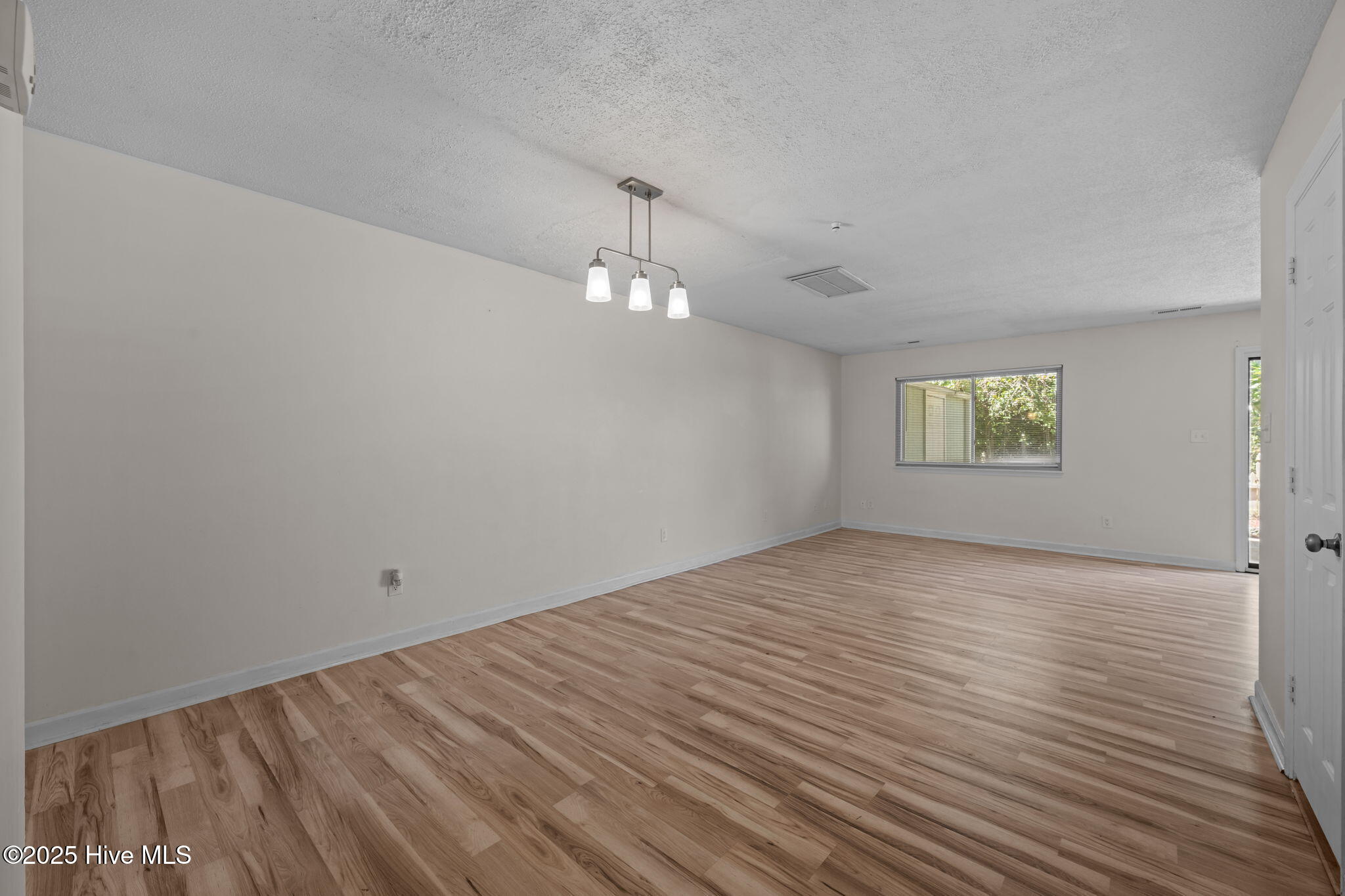 32 Quarterdeck Townes New Bern, NC 28562 - Photo 33 of 38 44-web-or-mls-DSC_3555