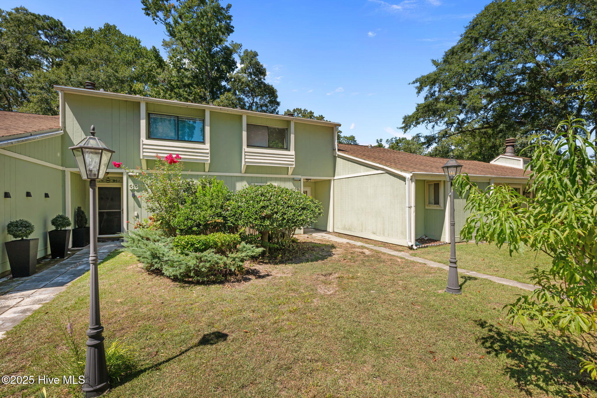 32 Quarterdeck Townes New Bern, NC 28562 - Photo 4 of 38 4-web-or-mls-DSC_3563